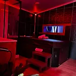 Loveroom L'1timiste Cds Romantiskt hotell Neuilly-Plaisance