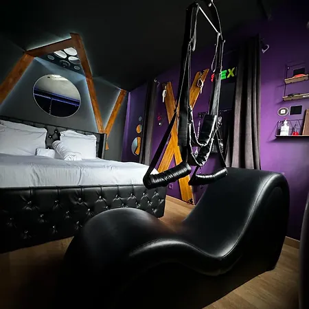 Loveroom L'1timiste Cds Hodinový hotel Neuilly-Plaisance