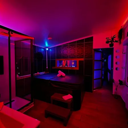 Loveroom L'1timiste Cds Hotel do amor *