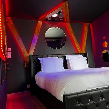 Loveroom L'1timiste Cds Yetişkin Oteli